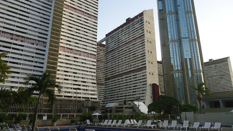 随着商务活动的日益增多，会议旅游酒店市场将呈现以下趋势：